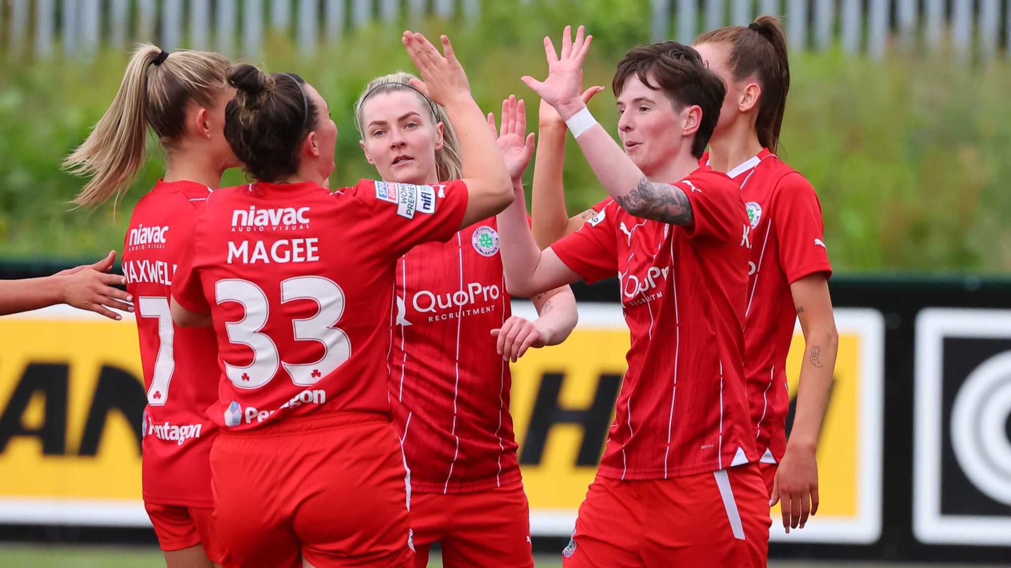 Sports Direct Women's Premiership Reds return to the top of the table